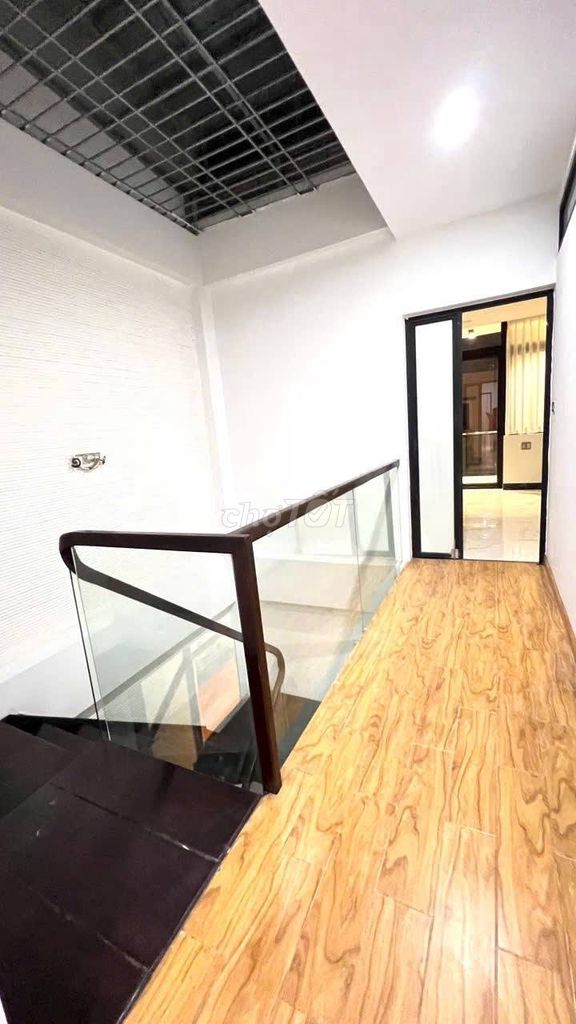 Аренда 5-этажного дома в городском районе Ван Фу, 90м², 22 млн/месяц