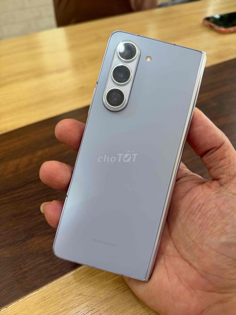 Samsung Galaxy Z Fold5 256GB Xám. Mua bán Điện thoại tại Quận Thanh Khê Đà Nẵng được đăng bởi Dshop323TrầnCaoVân hình 1