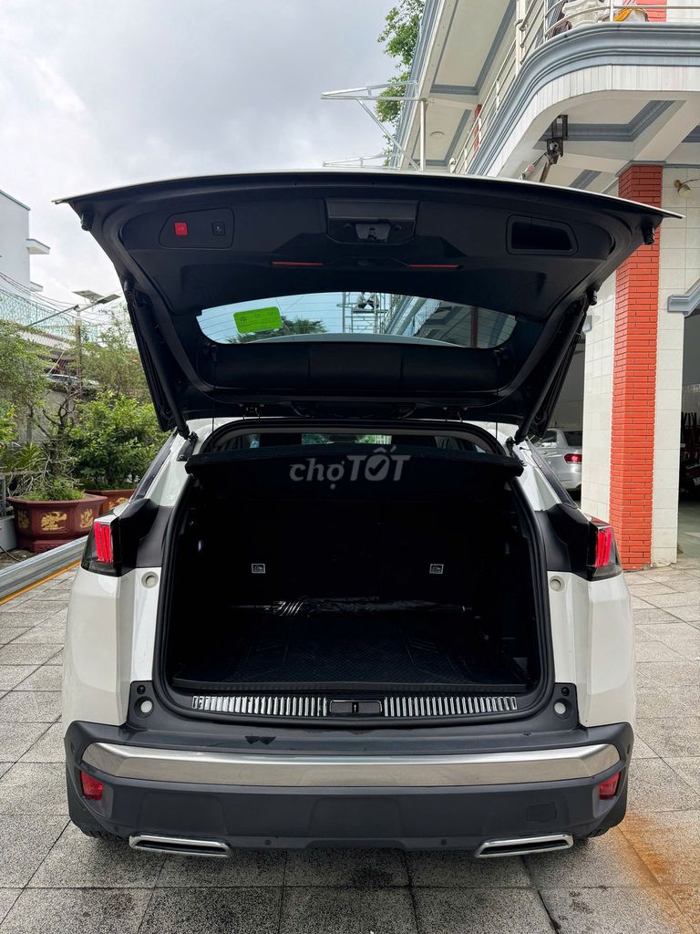PEUGEOT 3008 2022 AL  24000 km CHÍNH CHỦ ĐẬP THÙNG. Mua bán Ô tô tại Quận 7 Tp Hồ Chí Minh được đăng bởi Trần Hữu Đức hình 9
