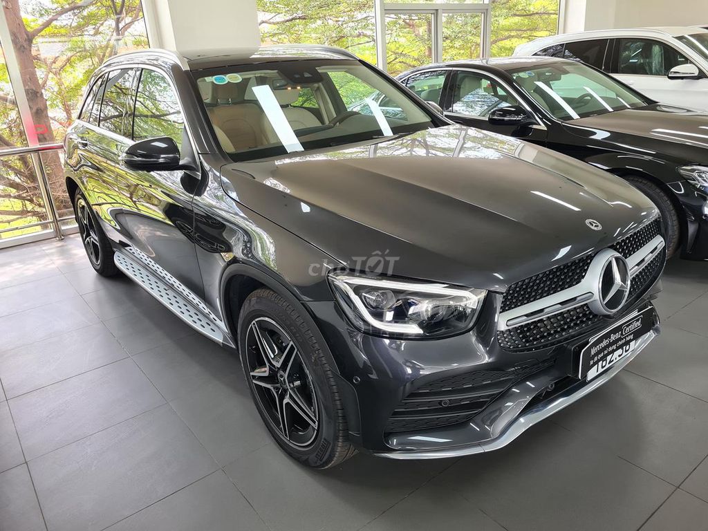Mercedes GLC300 AMG 2022 Xám/Kem cực ngầu. Mua bán Ô tô tại Quận 7 Tp Hồ Chí Minh được đăng bởi Tri Mercedes DNZ hình 3