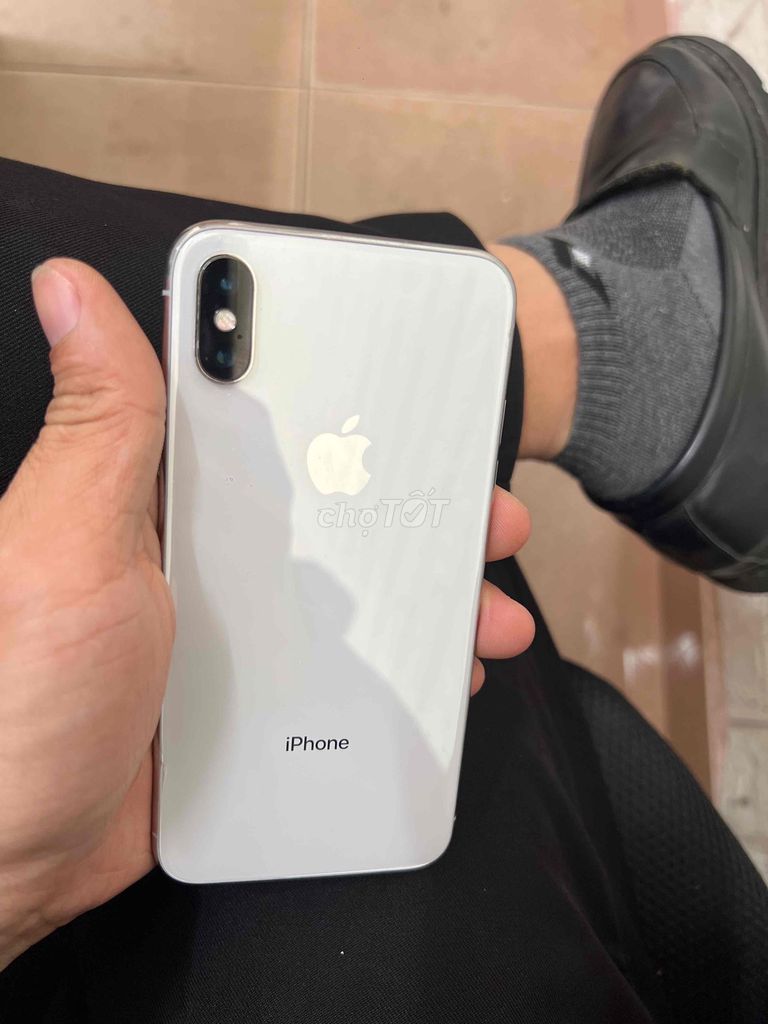 Apple iPhone X 64GB Trắng Đã dùng. Mua bán Điện thoại tại Quận Liên Chiểu Đà Nẵng được đăng bởi Mai chi hình 1