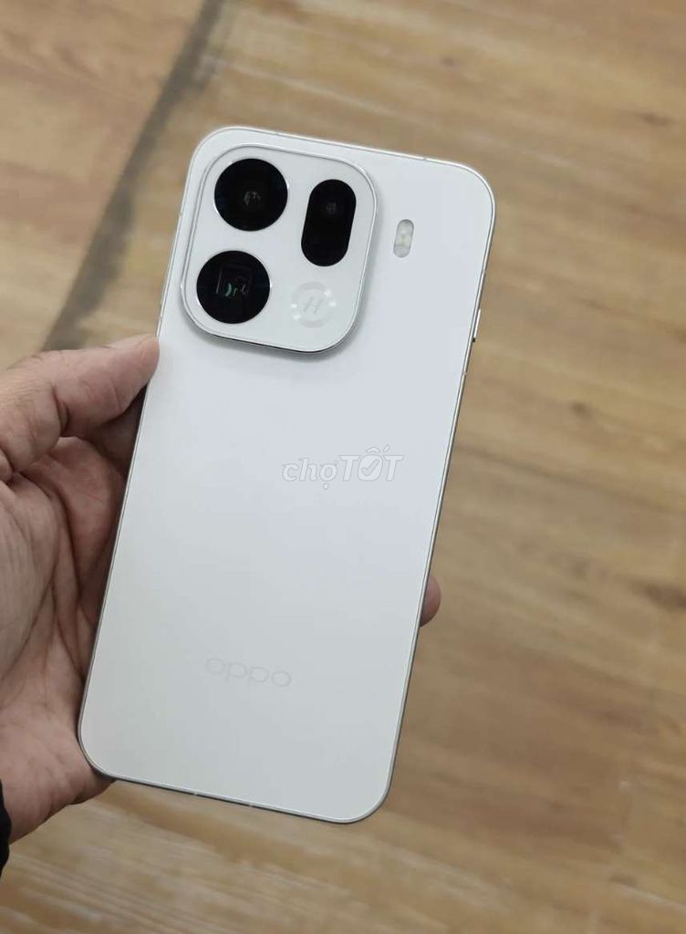 Oppo Find X9 Pro nđ Fullbox mới mua gần 2 tháng gl. Mua bán Điện thoại tại Quận Gò Vấp Tp Hồ Chí Minh được đăng bởi VN hình 1