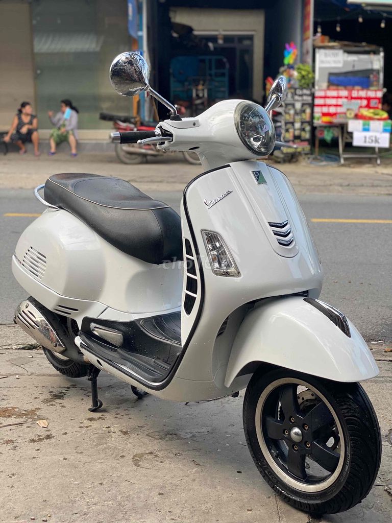 BÁN XE VESPA GTS. BS 174.74. XE ĐẸP MÁY ZIN ÊM. Mua bán Xe máy tại Thành phố Thủ Đức Tp Hồ Chí Minh được đăng bởi Xe Máy Quốc Hằng góp 0 đồng hình 5