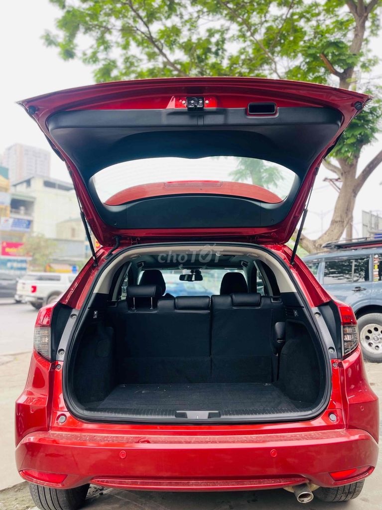 Honda HRV đăng ký 2022 một chủ!. Mua bán Ô tô tại Quận Hoàng Mai Hà Nội được đăng bởi Phạm quang đồng hình 12
