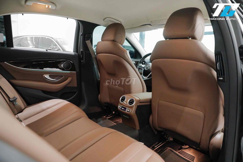 Mercedes E200 Exclusive sx2021 lướt 35k km. Mua bán Ô tô tại Quận Gò Vấp Tp Hồ Chí Minh được đăng bởi Kính Đặng Ô Tô Lướt hình 15
