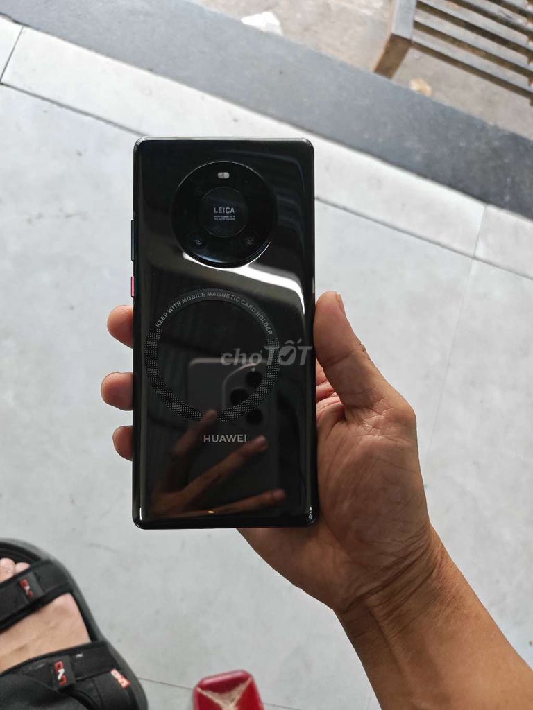 Huawei Mate 40 Pro Đen. Mua bán Điện thoại tại Thành phố Huế Thừa Thiên Huế được đăng bởi  Miphone store chất lượng  hình 1