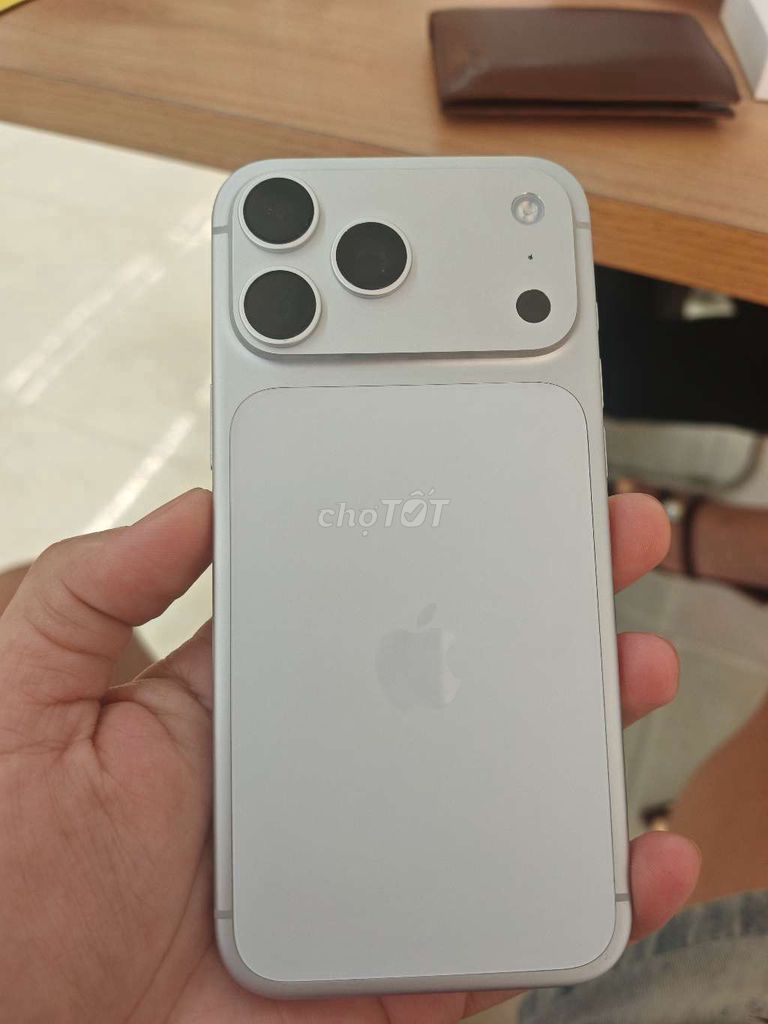 iPhone 17 Pro Max 256GB Bạc VN/A Như mới. Mua bán Điện thoại tại Thành phố Cao Lãnh Đồng Tháp được đăng bởi Linh hình 1