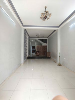 Nhà phố 80 m² · 5 PN · Đường Chợ Lớn