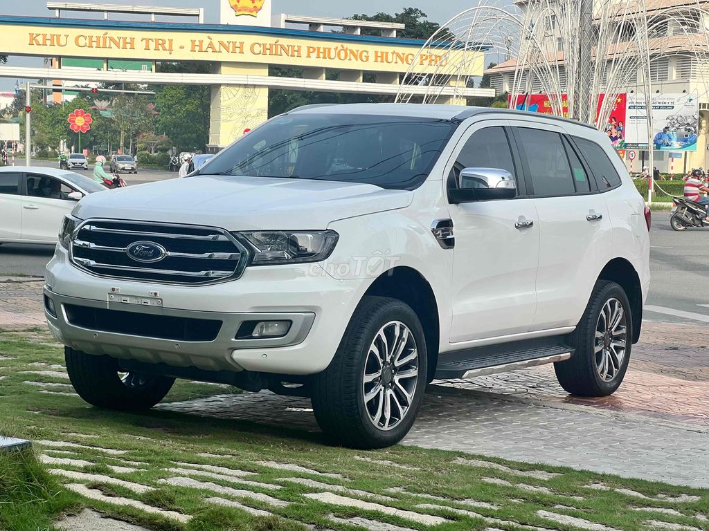 Ford Everest 2020 Titanium 2.0L AT 4x2 - 45000 km. Mua bán Ô tô tại Quận Cái Răng Cần Thơ được đăng bởi Nguyễn Nhân  hình 3