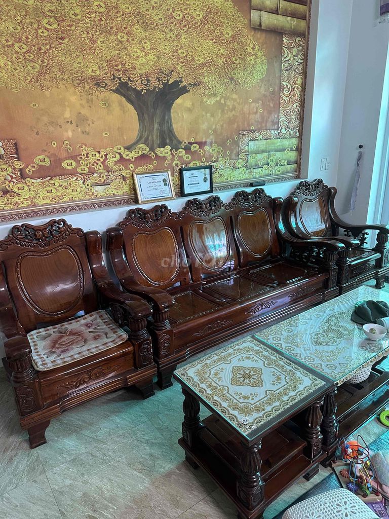 Bộ sofa và kệ tivi Gỗ Nâu bóng. Mua bán Bàn ghế tại Huyện Hòa Vang Đà Nẵng được đăng bởi Nhật Nam hình 1