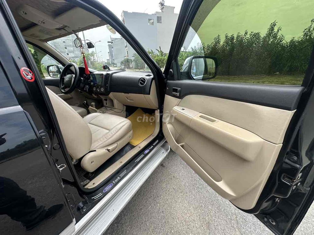 Ford Everest 2008 2.5L 4x4 MT - 51815 km. Mua bán Ô tô tại Quận Hà Đông Hà Nội được đăng bởi Ánh Minh hình 11