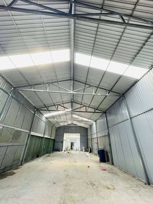 Cho thuê nhà xưởng Dĩ An, Bình Dương diện tích 850m.gía thuê 30 triệu. Cho thuê văn phòng, mặt bằng kinh doanh tại Thành phố Dĩ An Bình Dương được đăng bởi Anh Minh