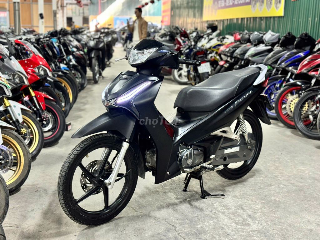 XE MÁYTHANH TÙNG_FUTURE 125 FI ĐEN NHÁM BIỂN 29. Mua bán Xe máy tại Quận Nam Từ Liêm Hà Nội được đăng bởi THANH TÙNG hình 3