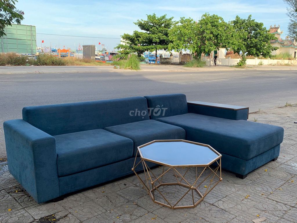 sopha xanh xịn đẹp. Dịch vụ nhà cửa khác tại Quận Sơn Trà Đà Nẵng được đăng bởi Thế Giới Đồ Cũ Đà Nẵng hình 1