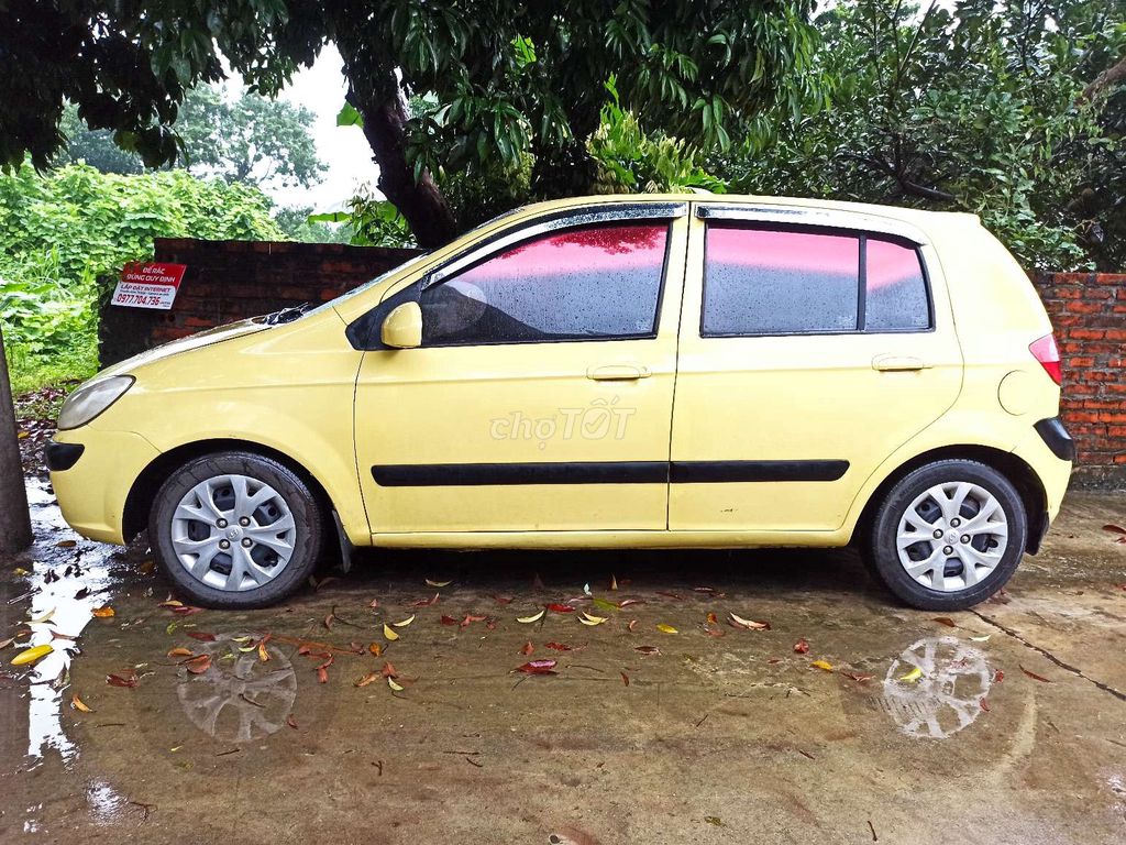 Hyundai Getz 2010 Желтый 5 мест