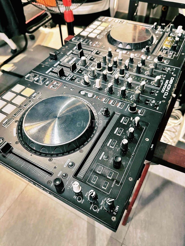 DENON MC 7000 Controller DJ giá rẻ