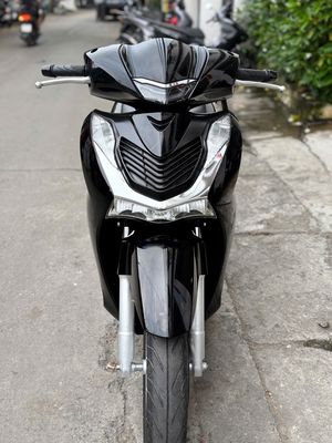 SH 125 2021 chính chủ nhà dùng cần tiền bán gấp. Mua bán Xe máy tại Quận Cầu Giấy Hà Nội được đăng bởi nguyễn mai mai