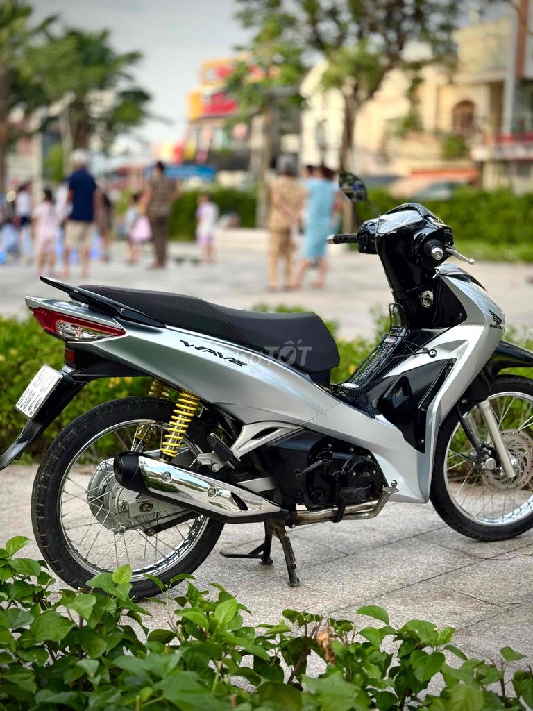 Honda Wave i Bạc Đen. Mua bán Xe máy tại Quận 8 Tp Hồ Chí Minh được đăng bởi Phạm Đức hình 3