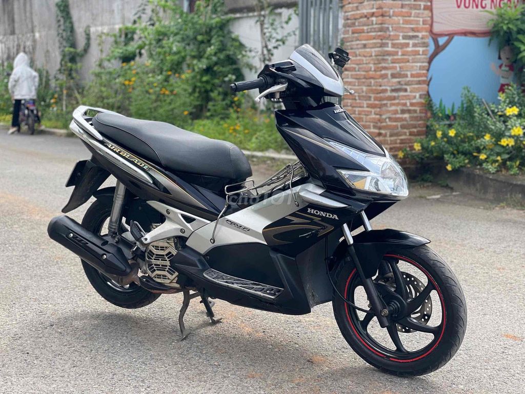 ab air blade 2010 bán hay đổi có góp xm u phong. Mua bán Xe máy tại Huyện Trảng Bom Đồng Nai được đăng bởi Của Hàng Xe Máy U Phong hình 3