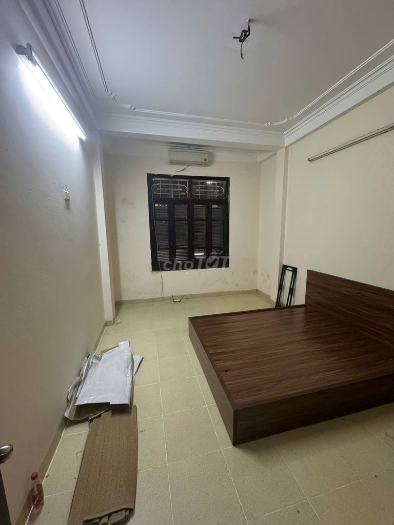 Дом в аренду 30 м² x 5 этажей, 3 спальни, 3 туалета в Бадине, Ханой