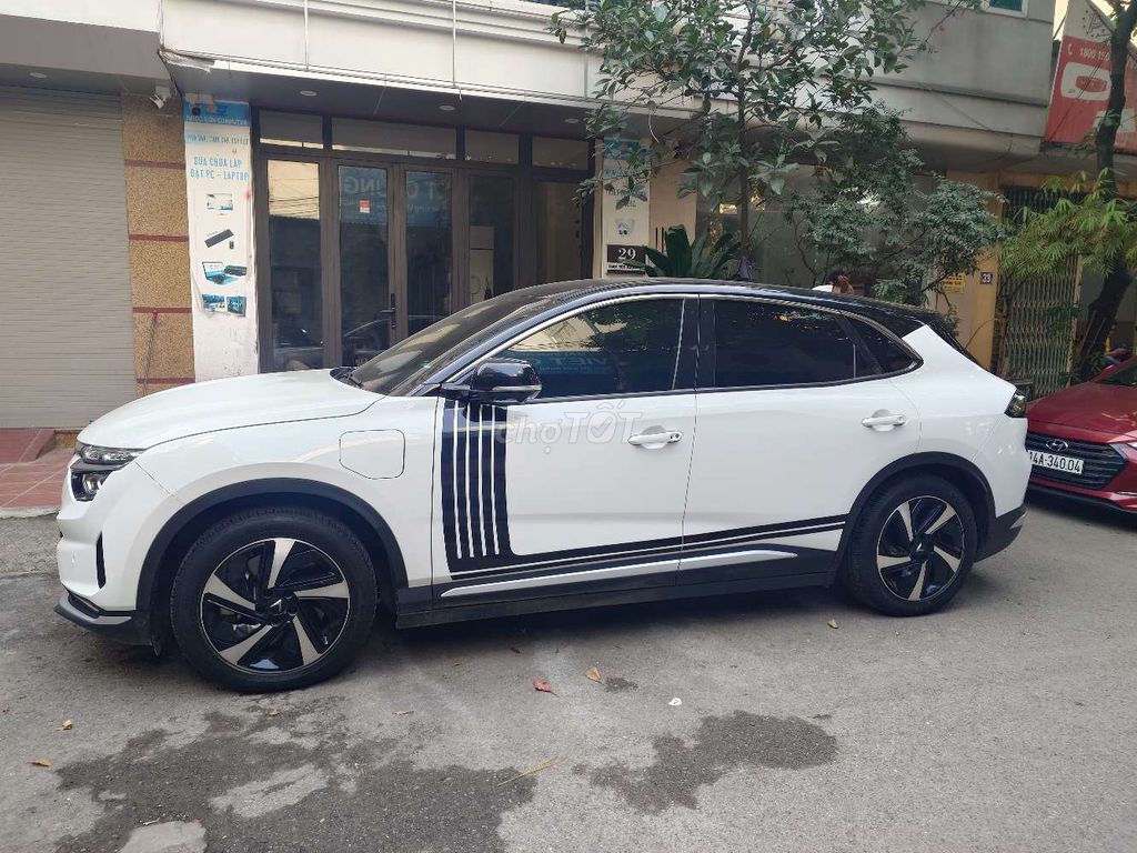 VinFast VF 8 2024 Trắng. Mua bán Ô tô tại Quận Hà Đông Hà Nội được đăng bởi Mr Cường hình 19