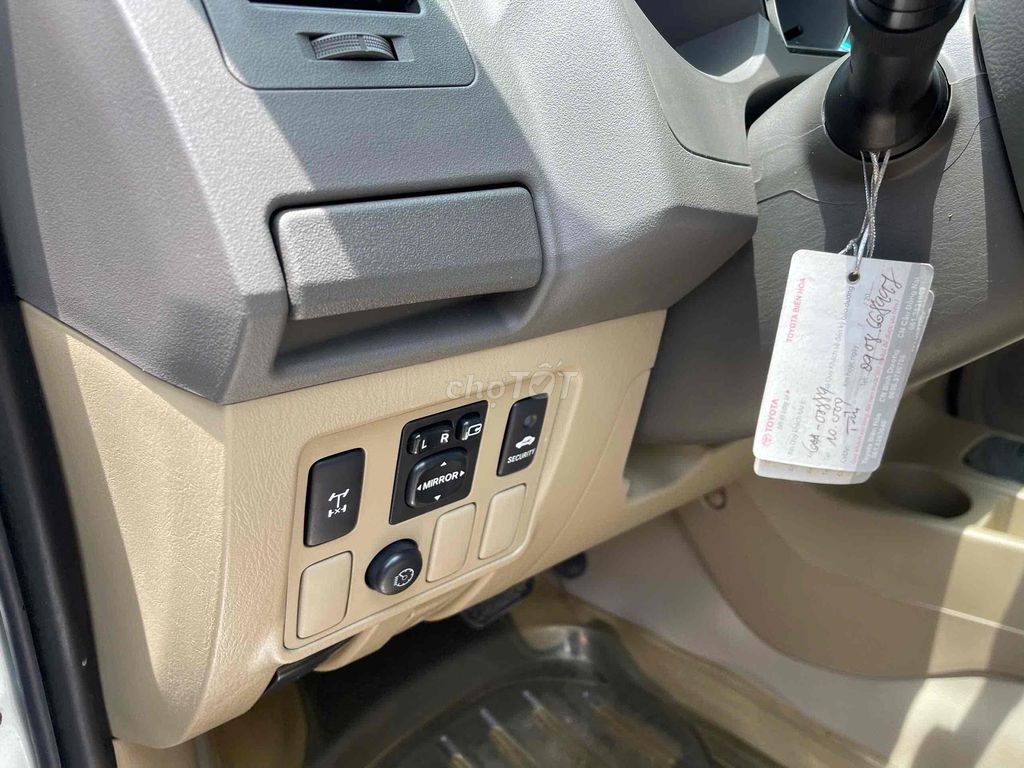 Toyota Fortuner 2011 2.7V - 34000 km. Mua bán Ô tô tại Quận 12 Tp Hồ Chí Minh được đăng bởi F2Auto hình 10