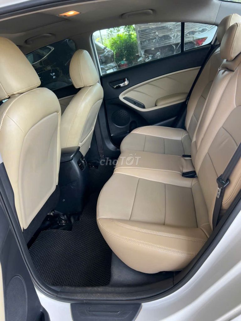 Kia Cerato 2016, cửa sổ trời. Mua bán Ô tô tại Thành phố Buôn Ma Thuột Đắk Lắk được đăng bởi Tiệm Ôtô Xe Máy Thuỷ hình 16