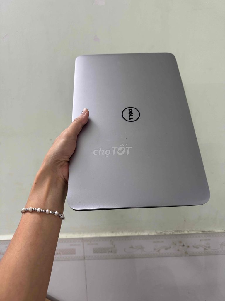 Dell XPS 13 9333 i5 8GB/256GB Bạc. Mua bán Laptop tại Quận Tân Bình Tp Hồ Chí Minh được đăng bởi laptop cũ thanh lý  hình 1