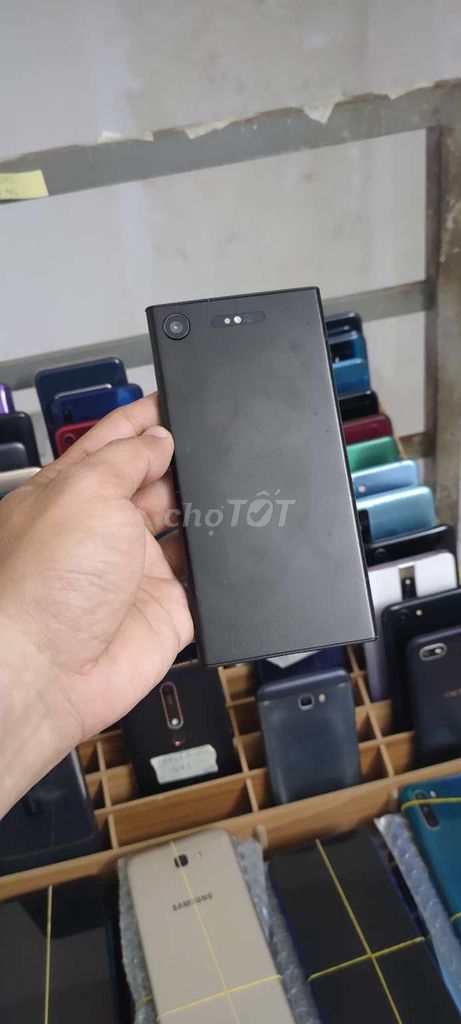 Sony xz1, ram 4gb, 64gb. Mua bán Điện thoại tại Quận Gò Vấp Tp Hồ Chí Minh được đăng bởi A LONG   nhận thanh toán THẺ TÍN DỤNG hình 1