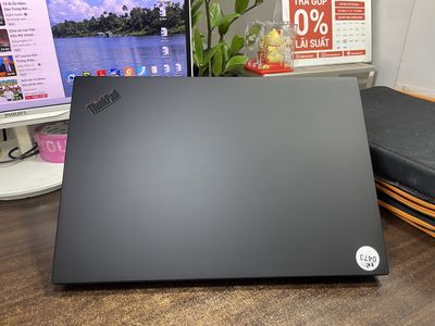 {Slim} ThinkPad P1 G.1 Core i7 8850H Quadro P2000
