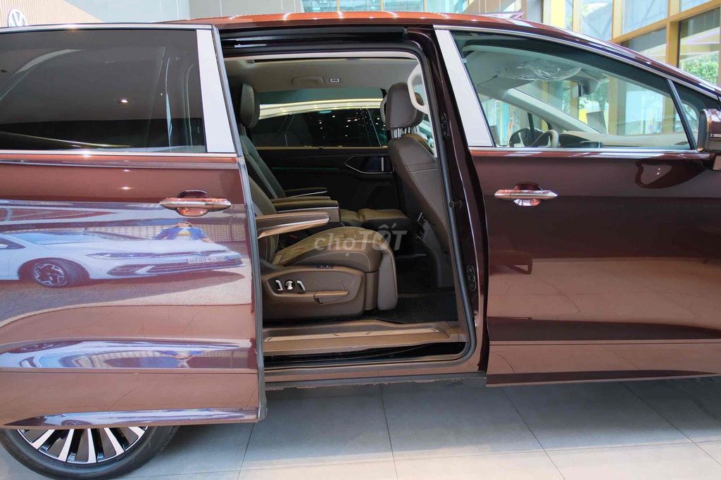 Volkswagen Viloran 2025. Mua bán Ô tô tại Quận 5 Tp Hồ Chí Minh được đăng bởi KhoaLee hình 16