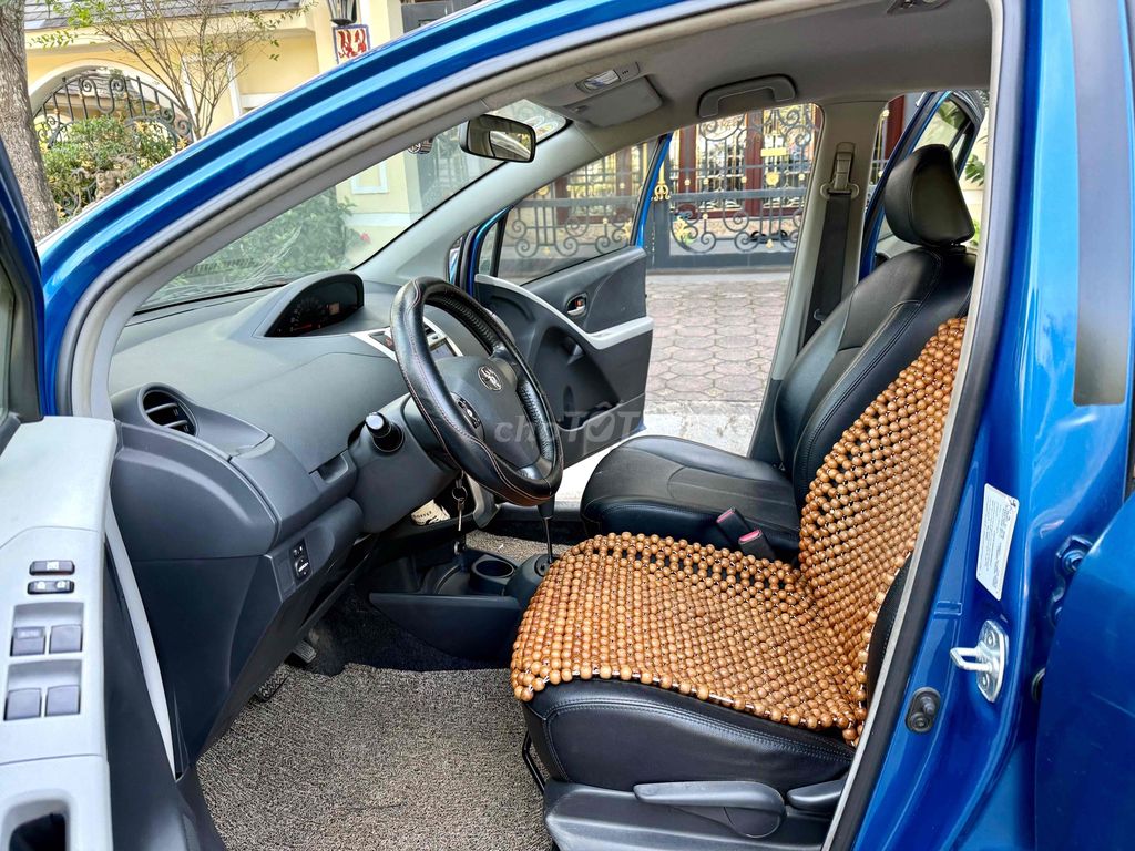 Toyota Yaris 2009 1.3 AT - 110000 km. Mua bán Ô tô tại Quận Long Biên Hà Nội được đăng bởi Thế Anh hình 8