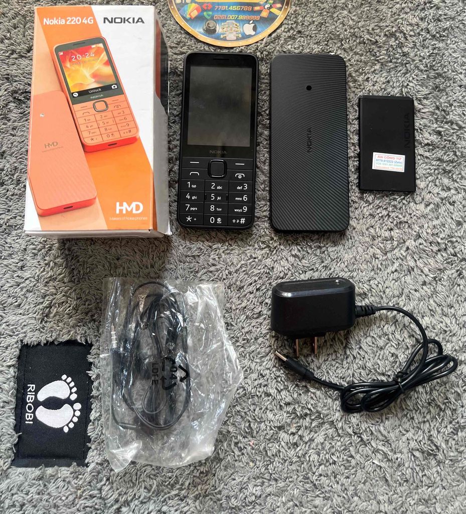 220 4g fullbox hàng cty đẹp 99% như mới. Mua bán Điện thoại tại Quận Bình Thạnh Tp Hồ Chí Minh được đăng bởi Trùm Nokia Cổ SG hình 1