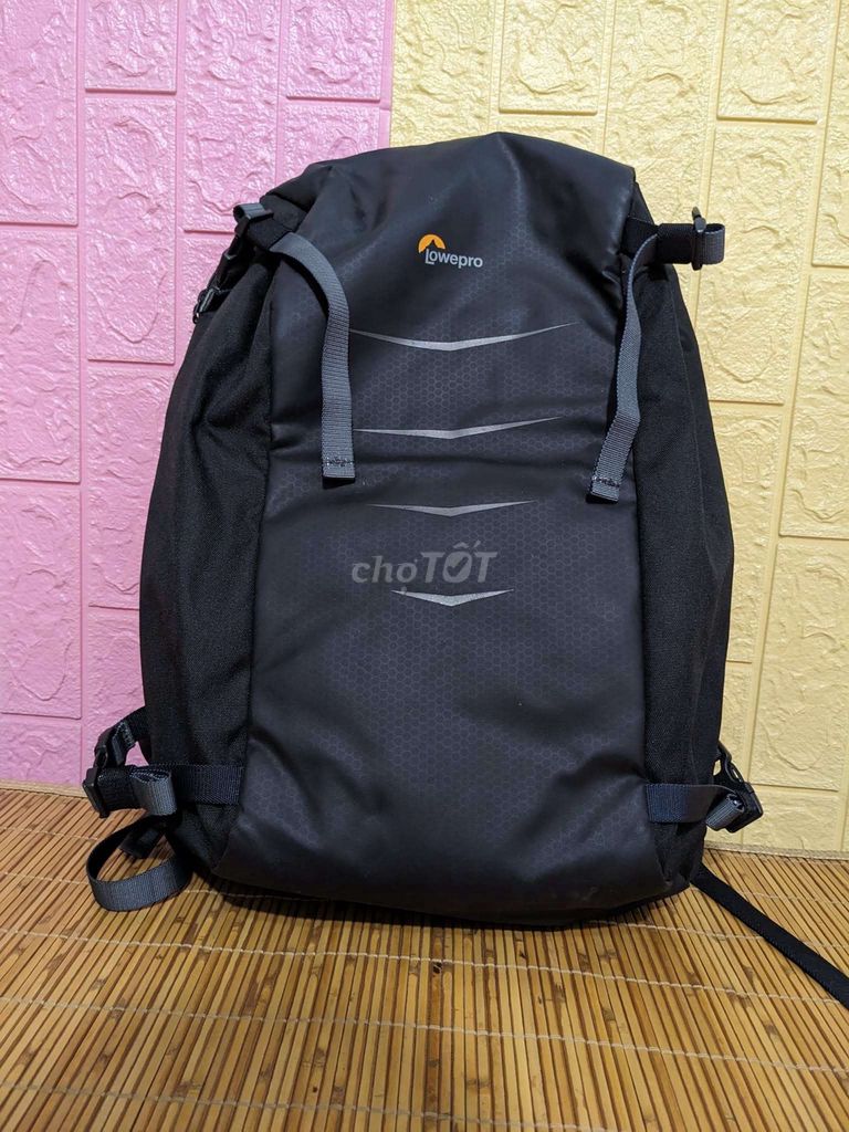 Balo máy ảnh Lowepro chính hãng. Mua bán Túi xách tại Thành phố Thủ Đức Tp Hồ Chí Minh được đăng bởi Dino hình 1