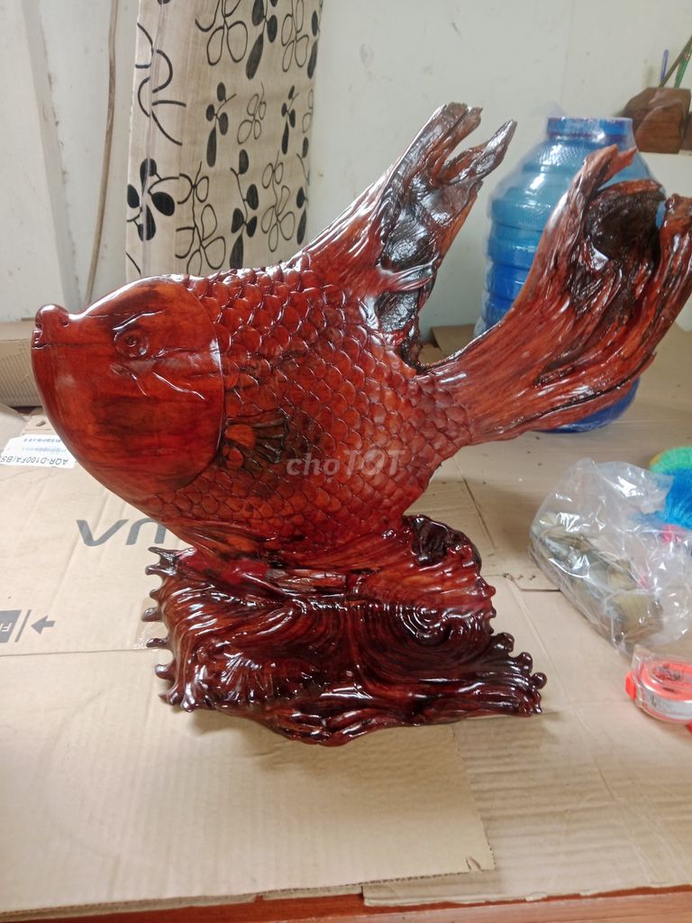 Tượng phong thủy Cá Gỗ Nâu đỏ. Mua bán Đồ sưu tầm, đồ cổ tại Thành phố Buôn Ma Thuột Đắk Lắk được đăng bởi Quang hình 1