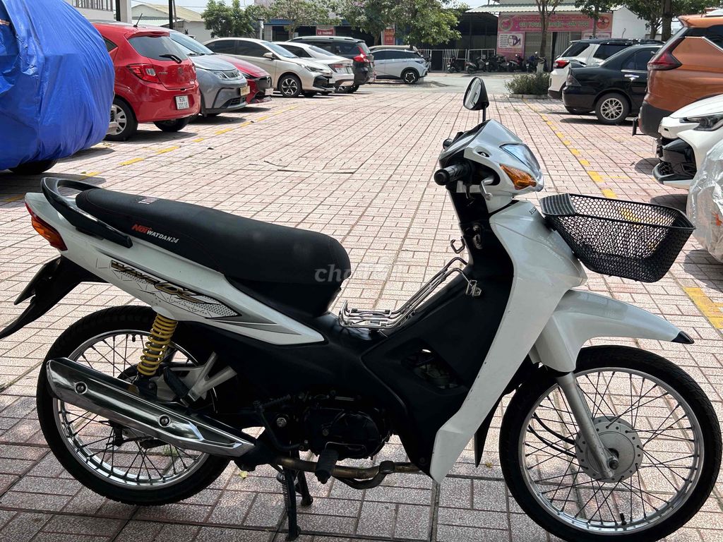 Honda Wave A 110 2018, госномер Хошимина, документы владельца, родной тихий двигатель