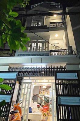 Аренда · 4 комн. · 75 м² · Quận 7, ул. Đường Trần Trọng Cung