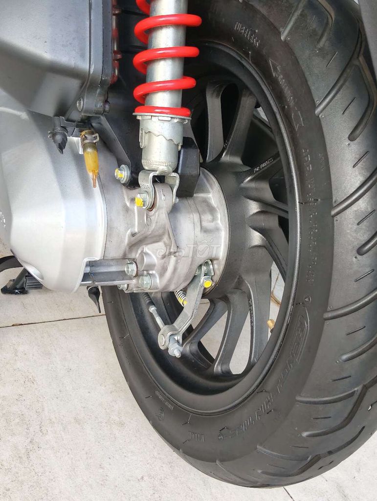 Bán xe SH model ABS 2022 xe đẹp keng 
Biển số 60.. Mua bán Xe máy tại Huyện Trảng Bom Đồng Nai được đăng bởi Nguyễn Hoàng Duy  hình 4