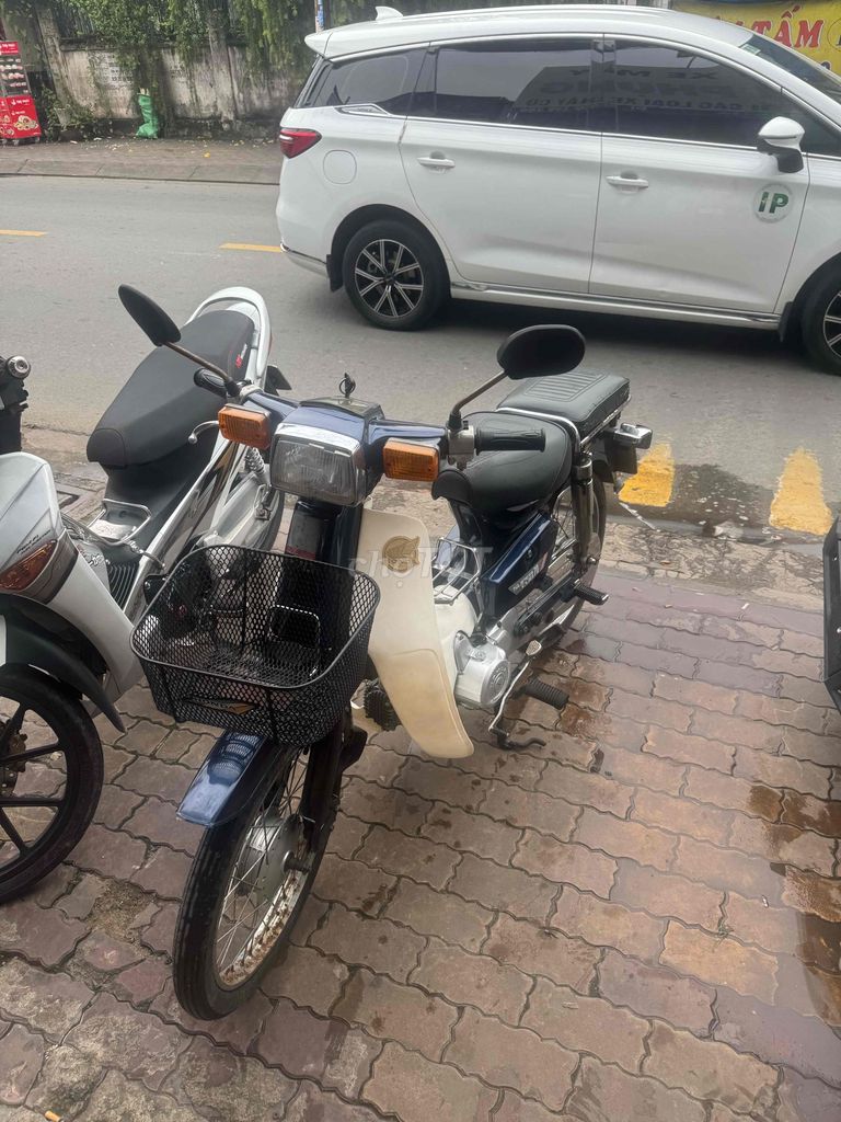 HONDA DH 88 giấy tờ đầy đủ máy ngon. Mua bán Xe máy tại Thành phố Thủ Đức Tp Hồ Chí Minh được đăng bởi Xe Máy Nguyễn Phụng hình 5