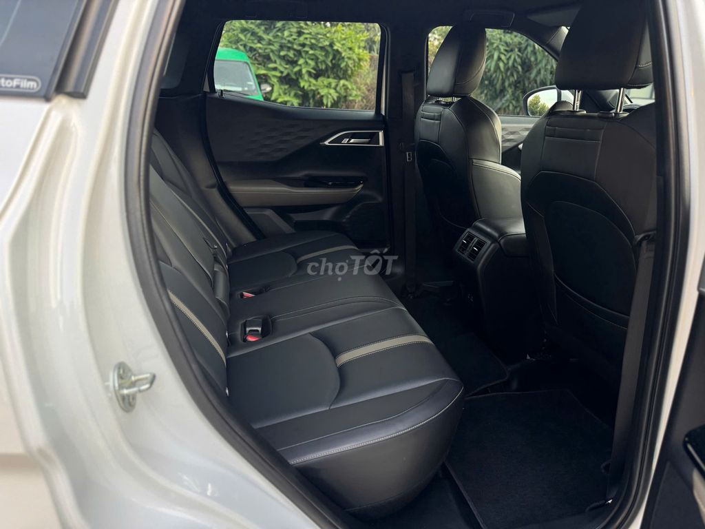 Mitsubishi Xforce 2024 Premium 23.000km. Mua bán Ô tô tại Quận Cái Răng Cần Thơ được đăng bởi Ngọc Carpla Cần Thơ Chuyên mua bán ô tô qua sử dụng hình 18