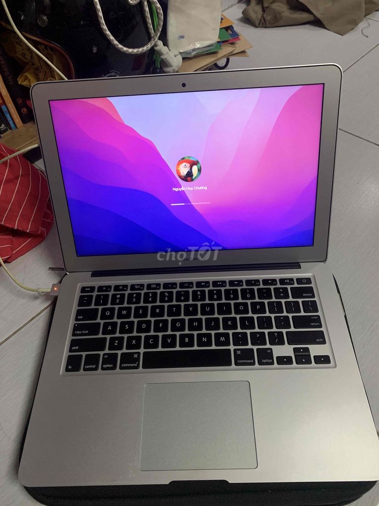 Apple MacBook Air i5 13 inch 8GB. Mua bán Laptop tại Quận Tân Bình Tp Hồ Chí Minh được đăng bởi Nguyễn Văn Chương hình 1