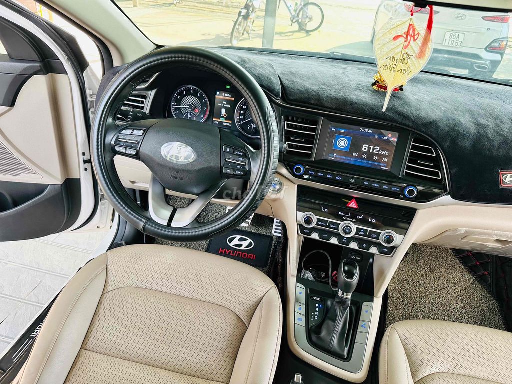 Elantra 2022 2.0 AT - 10000Km Siêu Mới. Mua bán Ô tô tại Huyện Bắc Tân Uyên Bình Dương được đăng bởi Ô Tô Quân Bồ Bình Dương hình 8