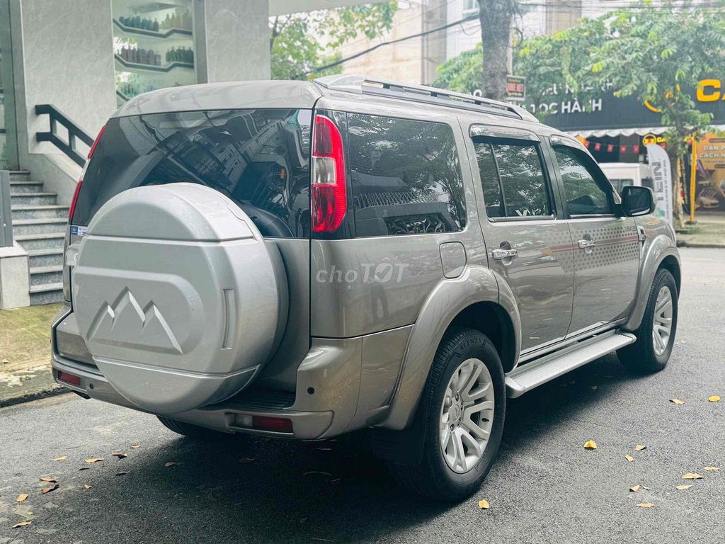 Ford Everest Limited 2.5L Số sàn đăng ký 8/2024. Mua bán Ô tô tại Quận Tân Phú Tp Hồ Chí Minh được đăng bởi BẾN THÀNH FORD XE ĐÃ QUA SỬ DỤNG hình 4