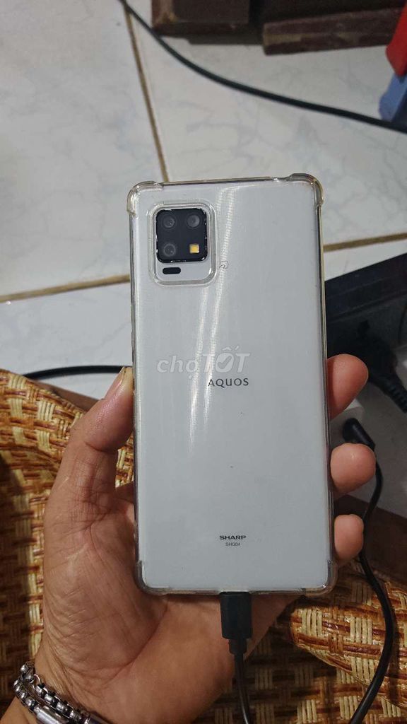 Sharp Aquos Zero 6 128GB Trắng. Mua bán Điện thoại tại Huyện Xuyên Mộc Bà Rịa - Vũng Tàu được đăng bởi A diep hình 1