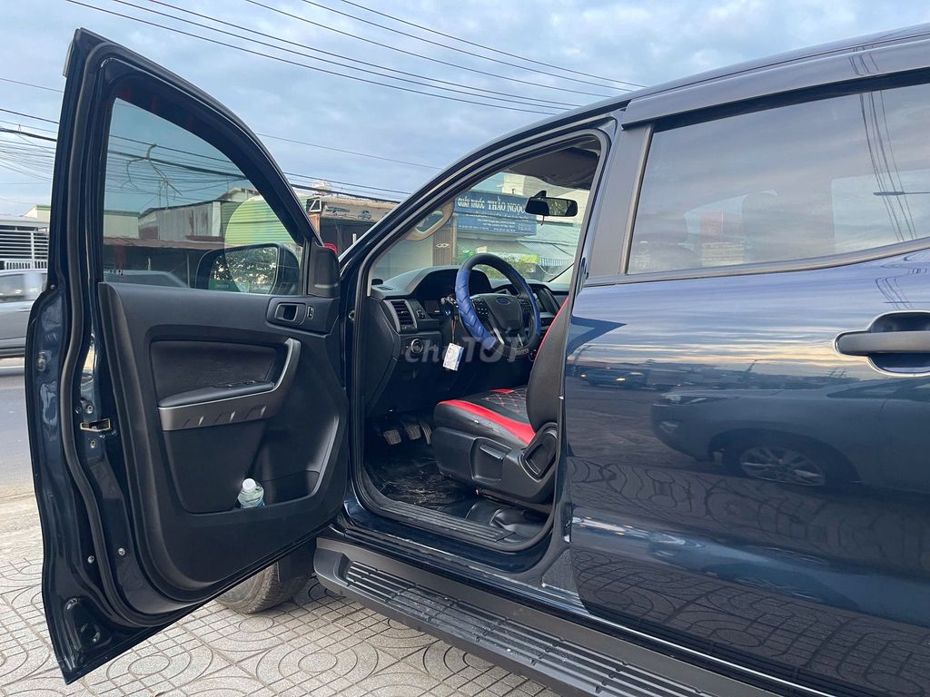 Ford Ranger 2021 XLS 2.2L 4x2 MT - đẹp keng. Mua bán Ô tô tại Huyện Tân Phú Đồng Nai được đăng bởi Salon AUTO THÀNH TRUNG Đồng Nai hình 7