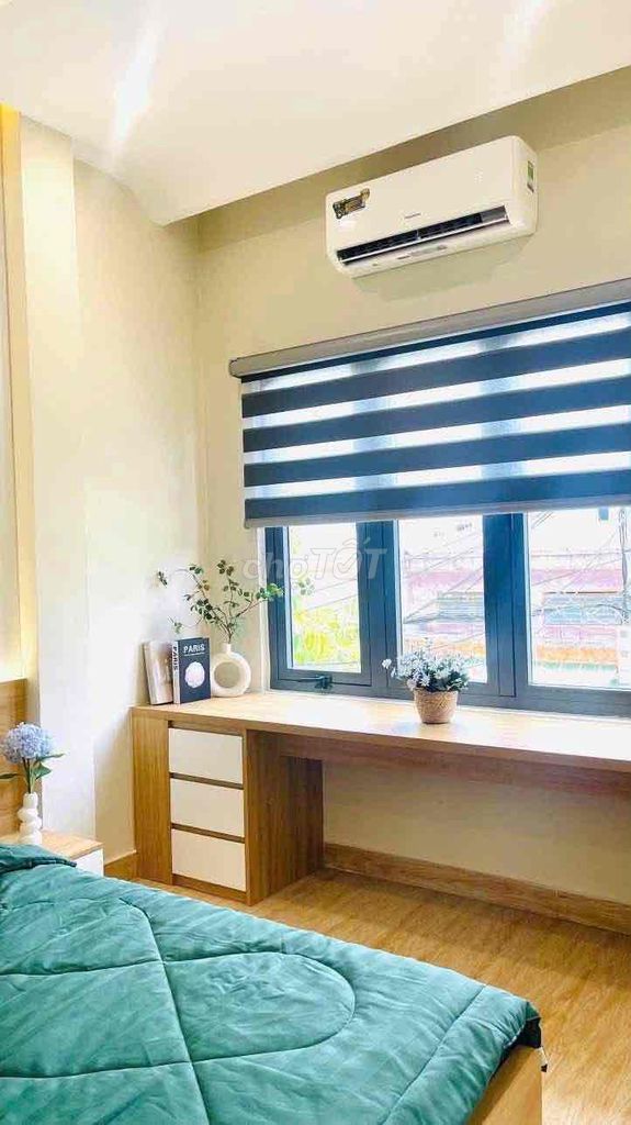 Меблированный дом с 4 спальнями на Hoàng Tích Trí — фото 11