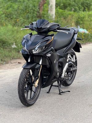 Winner V4 2025 odo 600km lốp rin theo xe còn dày c. Mua bán Xe máy tại Quận Liên Chiểu Đà Nẵng được đăng bởi Nhật Tình