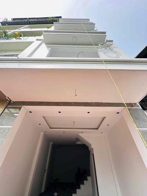 BÁN NHÀ NGÃ TƯ CỔ LINH- MẶT ĐƯỜNG THẠCH BÀN 46,5M 5T Ô CHỜ THANG MÁY. Mua bán nhà ở tại Quận Long Biên Hà Nội được đăng bởi nguyen thom 