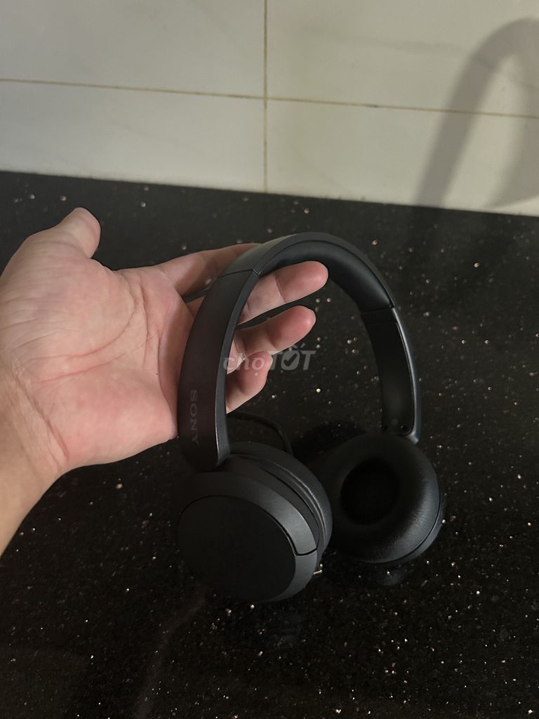 Tai nghe Sony CH520 Đen Mới Còn Bảo Hành. Mua bán Tivi, Âm thanh tại Thành phố Nha Trang Khánh Hòa được đăng bởi Bakeguy Bakehouse hình 1