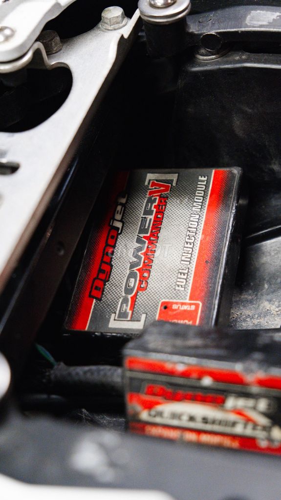 Chơi chán cần bán CBR 1000RR đời 2014. Mua bán Xe máy tại Quận 10 Tp Hồ Chí Minh được đăng bởi Thái Nguyễn hình 6